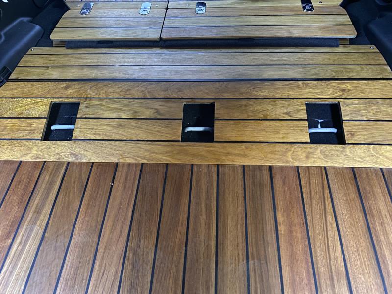 丰田塞纳地板改装