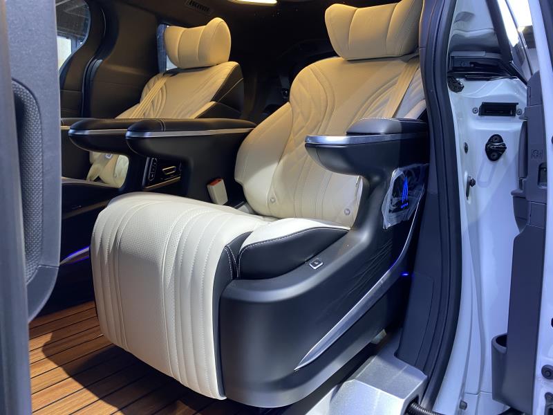 丰田塞纳改装图片