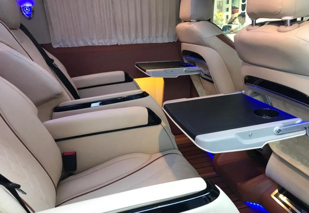 奔驰威霆改装航空座椅