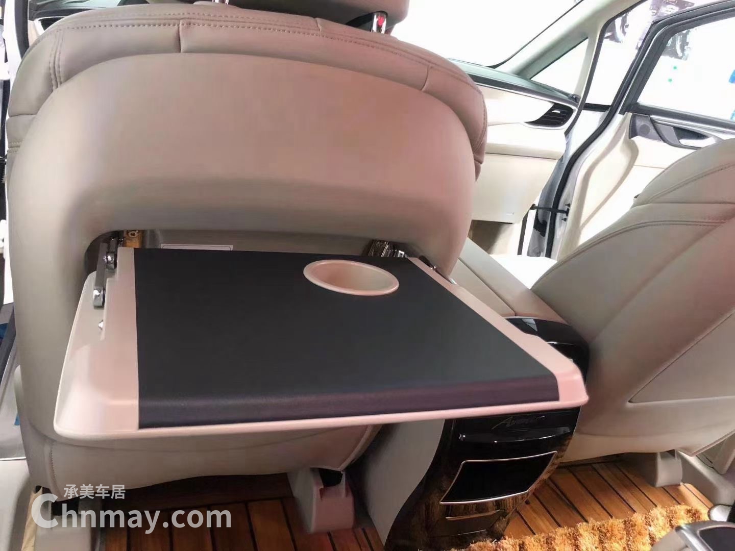 次商务车木地板改装很好地满足了我的需求