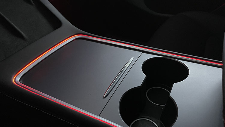 邓小姐特斯拉modelY改装效果