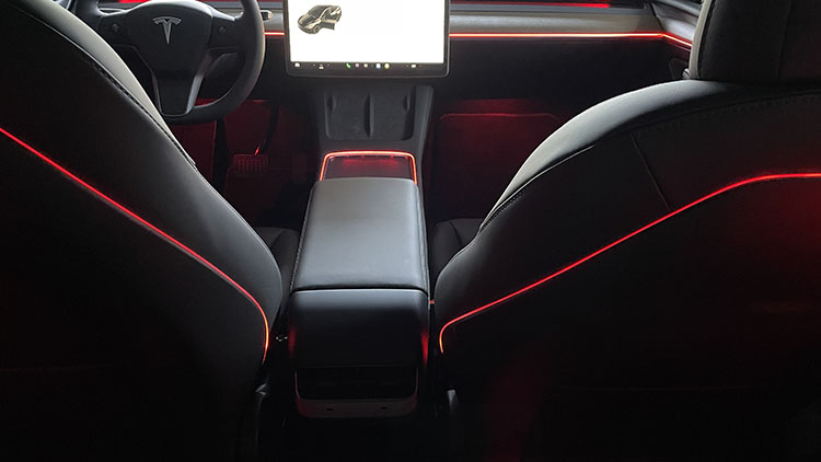 邓小姐特斯拉modelY改装效果