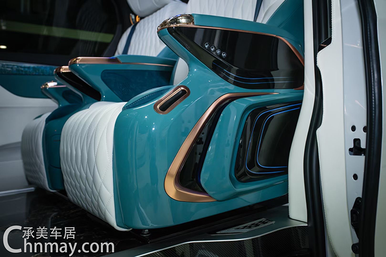 全车音响升级后